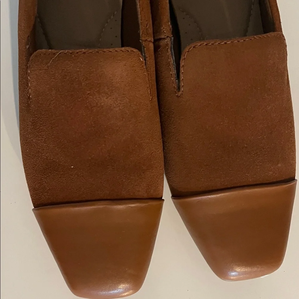 Clarks Women’s Brown‎ Suede and Leather Loafers Size 8